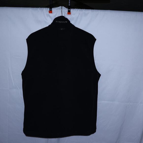 Colombia Black Vest Size Large Men's Three Front Pockets Zip Front - Picture 10 of 16